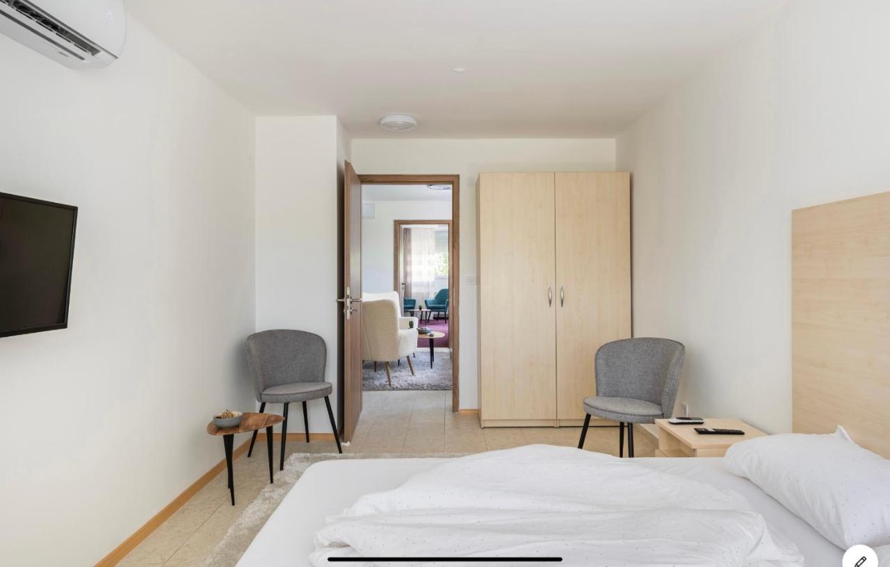 Sinus Premium Aparthotel Siofok Dış mekan fotoğraf