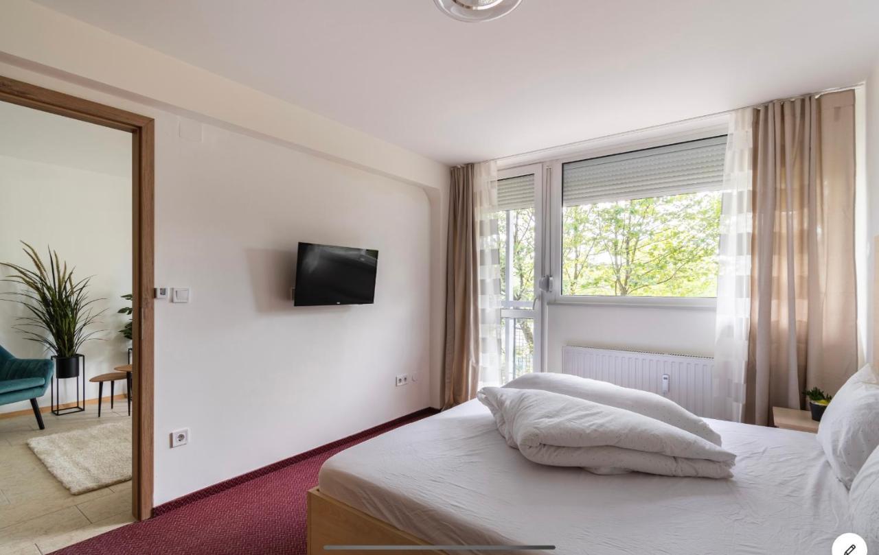 Sinus Premium Aparthotel Siofok Dış mekan fotoğraf