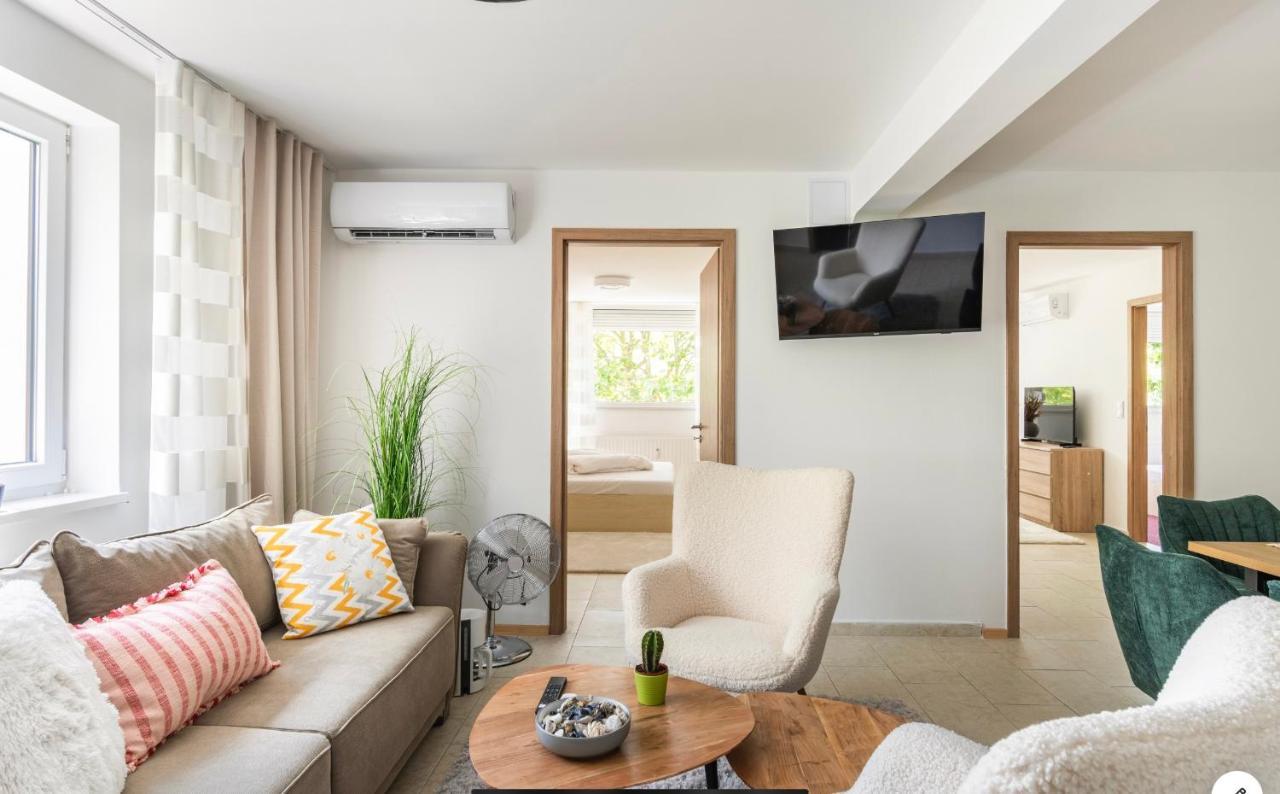 Sinus Premium Aparthotel Siofok Dış mekan fotoğraf