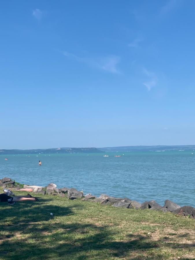 Sinus Premium Aparthotel Siofok Dış mekan fotoğraf