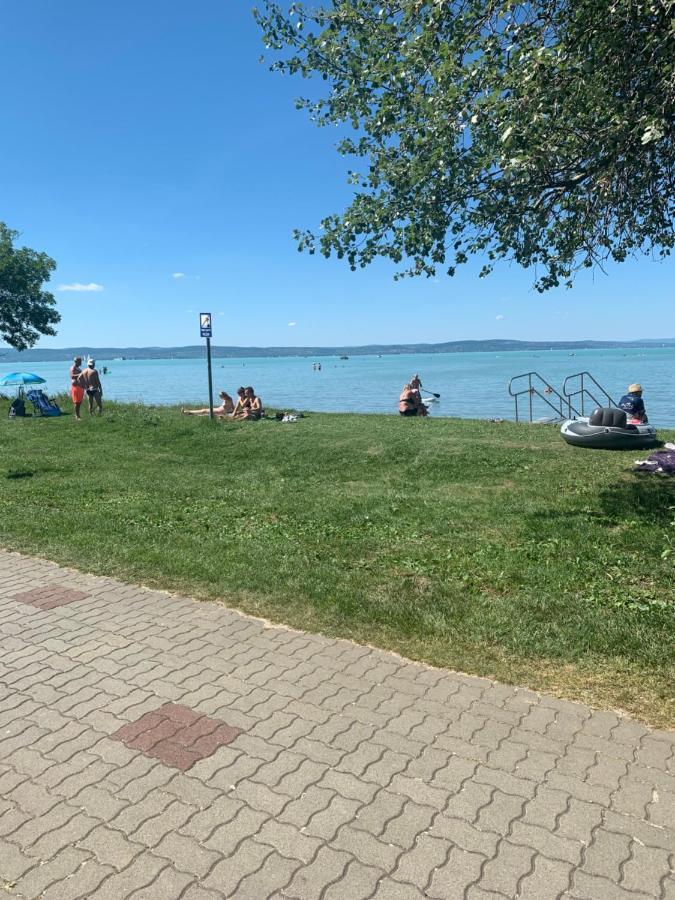 Sinus Premium Aparthotel Siofok Dış mekan fotoğraf